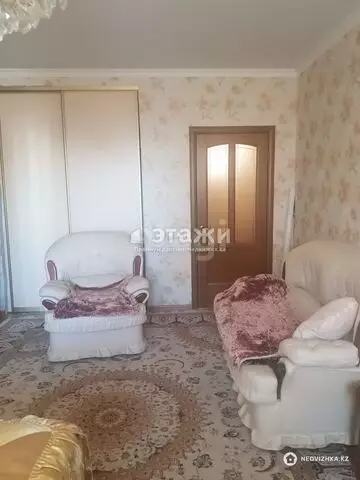 2-комнатная квартира, этаж 3 из 12, 84 м²
