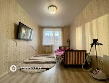 1-комнатная квартира, этаж 4 из 6, 34 м²