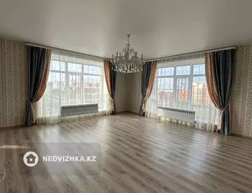 3-комнатная квартира, этаж 7 из 7, 102 м²