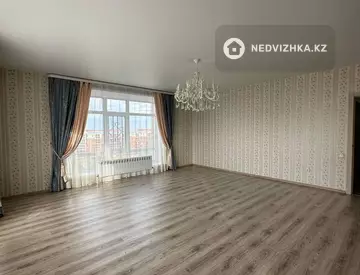 3-комнатная квартира, этаж 7 из 7, 102 м²