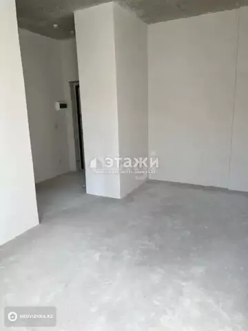 2-комнатная квартира, этаж 8 из 10, 67 м²