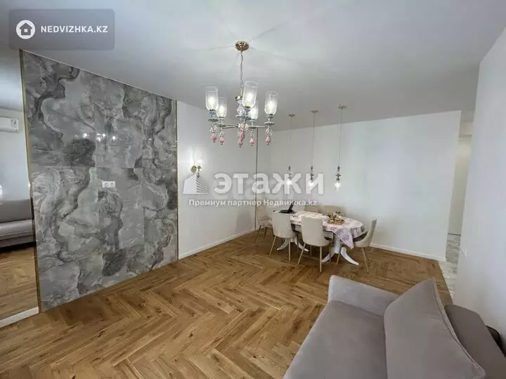 97 м², 4-комнатная квартира, этаж 8 из 10, 97 м², изображение - 1