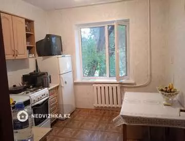 2-комнатная квартира, этаж 2 из 5, 54 м²