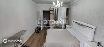 111 м², 3-комнатная квартира, этаж 4 из 5, 111 м², изображение - 2