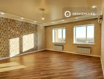 3-комнатная квартира, этаж 3 из 5, 96 м²