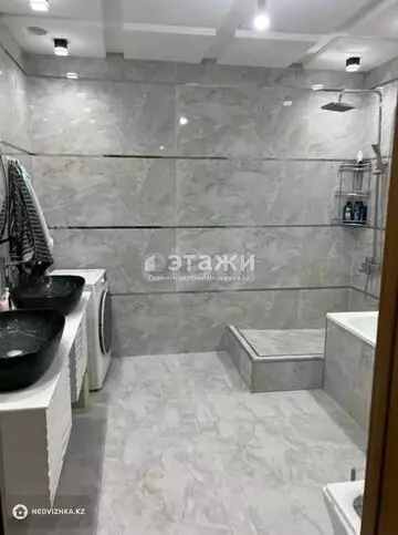 3-комнатная квартира, этаж 3 из 15, 109 м²