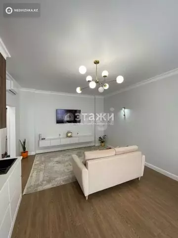 2-комнатная квартира, этаж 5 из 10, 47 м², на длительный срок