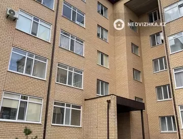 3-комнатная квартира, этаж 5 из 5, 90 м²