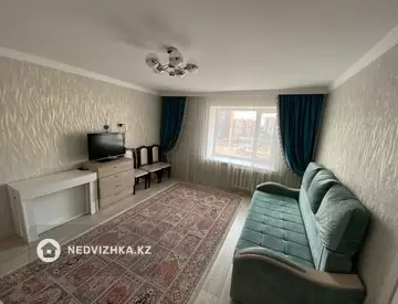 3-комнатная квартира, этаж 8 из 9, 77 м²