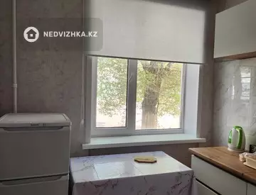 2-комнатная квартира, этаж 1 из 2, 48 м², на длительный срок