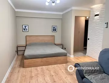 45 м², 1-комнатная квартира, этаж 3 из 9, 45 м², посуточно, изображение - 2