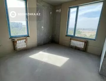 3-комнатная квартира, этаж 5 из 17, 90 м²