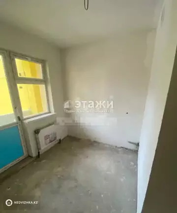 2-комнатная квартира, этаж 3 из 12, 55 м²