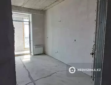 2-комнатная квартира, этаж 12 из 12, 74 м²