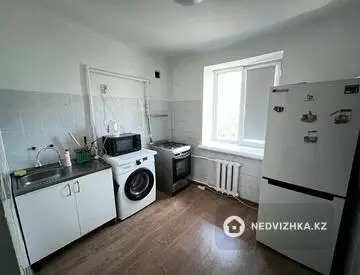 1-комнатная квартира, этаж 3 из 3, 31 м²