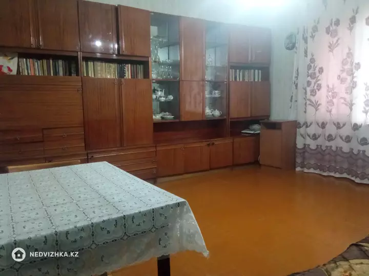 70 м², 3-комнатная квартира, этаж 4 из 6, 70 м², изображение - 1