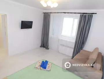 40 м², 1-комнатная квартира, этаж 2 из 12, 40 м², посуточно, изображение - 0