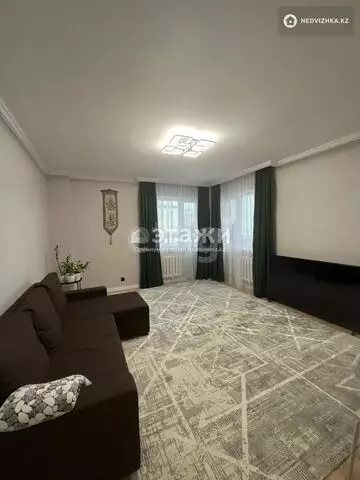 3-комнатная квартира, этаж 4 из 13, 74 м²