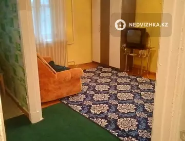 15-комнатная квартира, этаж 3 из 3, 30 м²