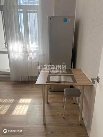 1-комнатная квартира, этаж 8 из 16, 37 м²