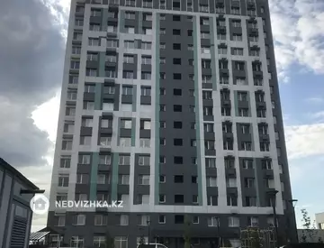 1-комнатная квартира, этаж 14 из 16, 33 м², на длительный срок
