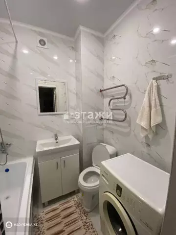 1-комнатная квартира, этаж 3 из 9, 38 м²