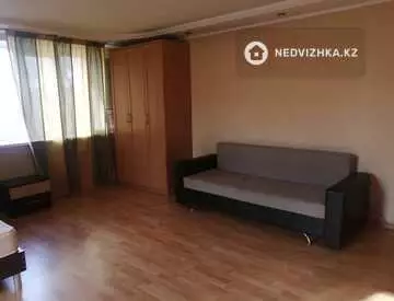 1-комнатная квартира, этаж 4 из 4, 42 м²