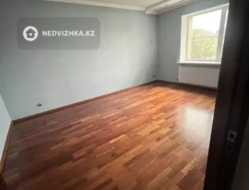 450 м², 12-комнатный дом, 12 соток, 450 м², изображение - 9