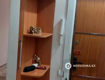 3-комнатная квартира, этаж 2 из 5, 61 м²