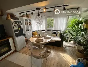 2-комнатная квартира, этаж 3 из 8, 52 м²