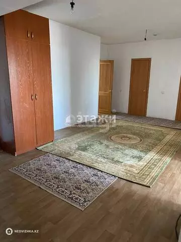 3-комнатная квартира, этаж 12 из 13, 105 м²