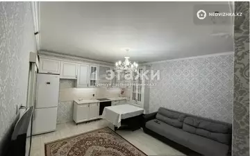 2-комнатная квартира, этаж 4 из 12, 42 м²