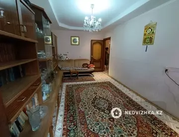 3-комнатная квартира, этаж 3 из 5, 70 м²