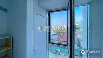 2-комнатная квартира, этаж 3 из 9, 55 м², на длительный срок