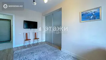 2-комнатная квартира, этаж 3 из 9, 55 м², на длительный срок