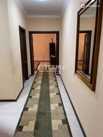 2-комнатная квартира, этаж 4 из 9, 70 м²