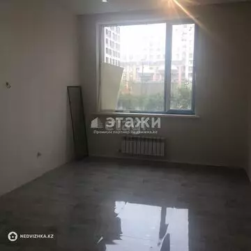 4-комнатная квартира, этаж 2 из 12, 116 м²