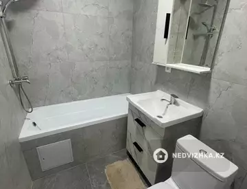 1-комнатная квартира, этаж 3 из 9, 40 м²