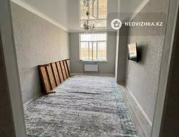 3-комнатная квартира, этаж 1 из 12, 72 м²