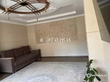 3-комнатная квартира, этаж 4 из 5, 85 м²