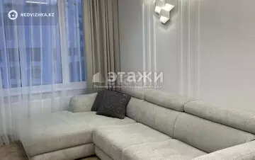 2-комнатная квартира, этаж 17 из 17, 55 м², на длительный срок