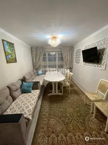 3-комнатная квартира, этаж 4 из 5, 62 м²