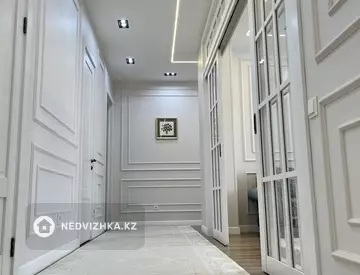 4-комнатная квартира, этаж 6 из 9, 146 м²