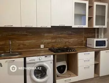 49 м², 1-комнатная квартира, этаж 8 из 9, 49 м², посуточно, изображение - 3