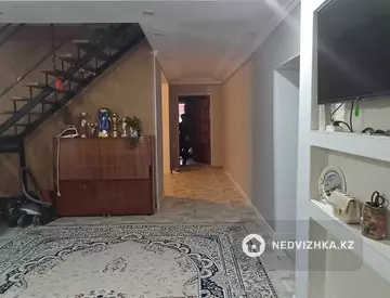 6-комнатный дом, 5 соток, 190 м²