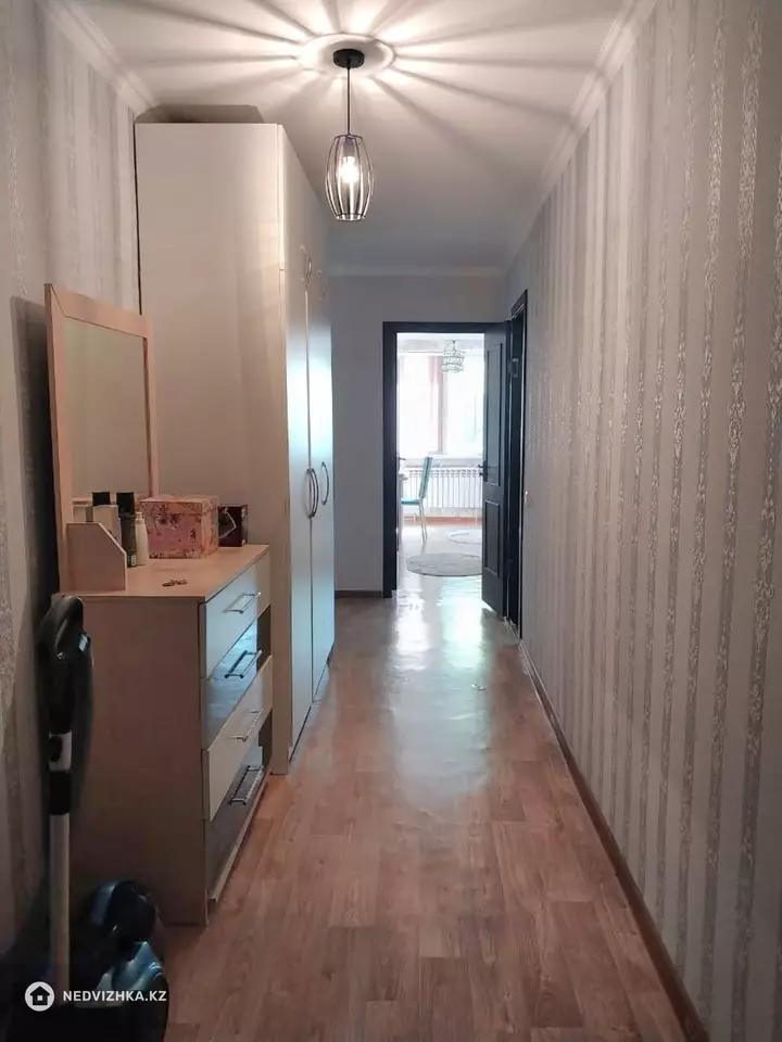 54 м², 2-комнатная квартира, этаж 1 из 9, 54 м², изображение - 1