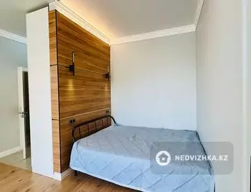 1-комнатная квартира, этаж 3 из 9, 37 м²