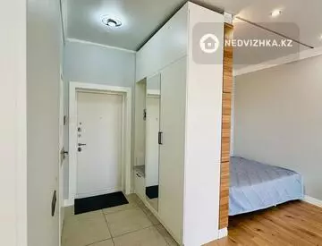 1-комнатная квартира, этаж 3 из 9, 37 м²