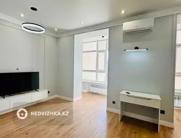 1-комнатная квартира, этаж 3 из 9, 37 м²