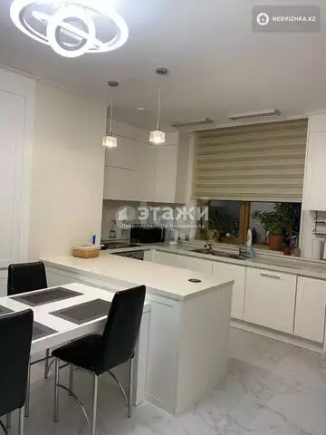 4-комнатная квартира, этаж 22 из 23, 138 м²